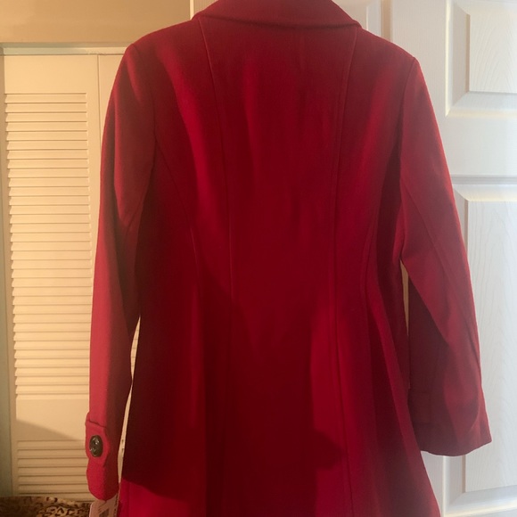 ANNE KLEIN LADIES MAROON COAT. - Picture 5 of 5